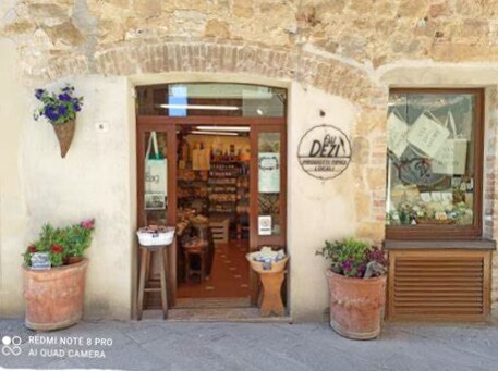 Why Everyone Love Montepulciano And Pienza