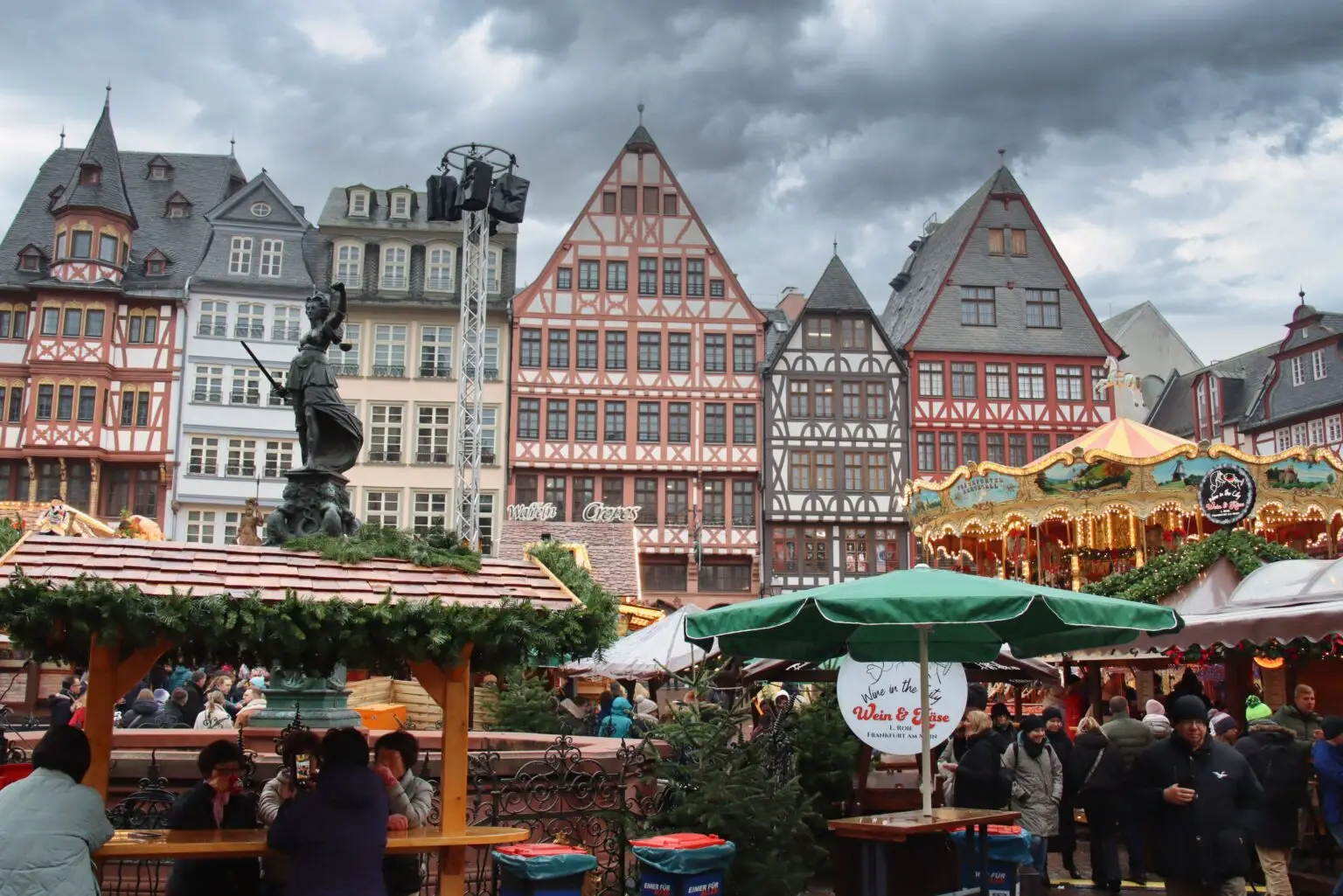 Discover Frankfurt Christmas Market
