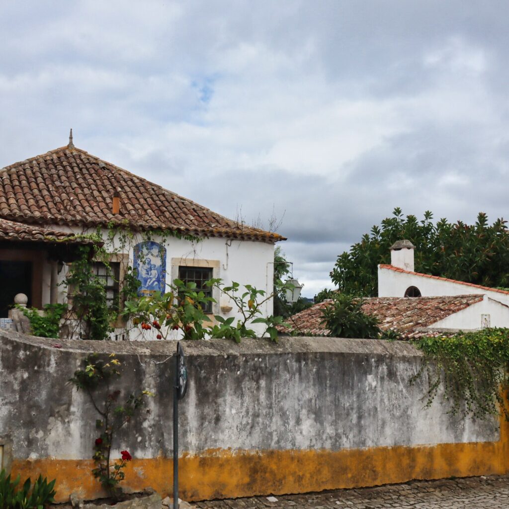 Discover Óbidos: A Charming Medieval Town